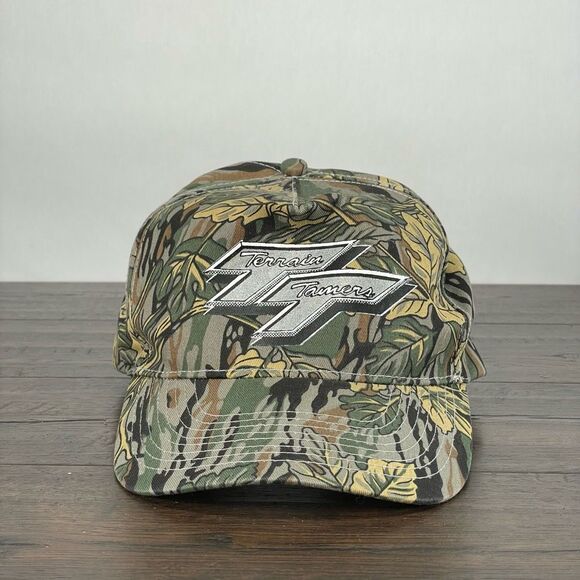 Vintage Other - Vintage Camo Snapback Trucker Hat 'Terrain Tamers' Leafy Camouflage Cap